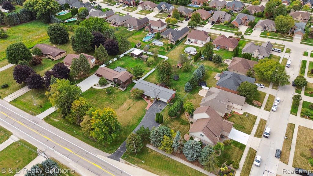 54675 Romeo Plank Road Macomb, MI 48042 - Photo 47 of 57