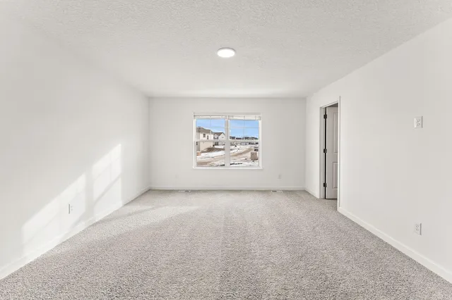 $2,450 | 2239 Tyrone Drive South, Shakopee, MN 55379