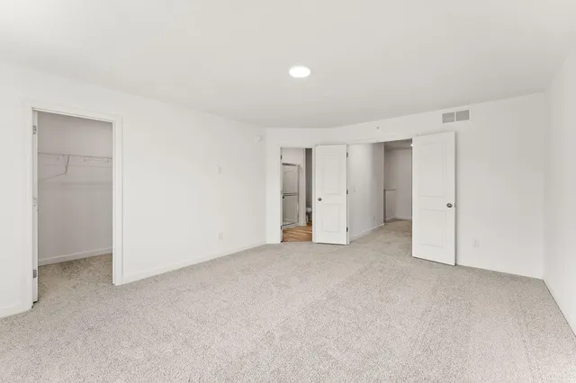 $2,450 | 2239 Tyrone Drive South, Shakopee, MN 55379