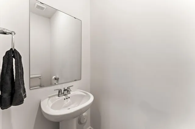 $2,450 | 2239 Tyrone Drive South, Shakopee, MN 55379