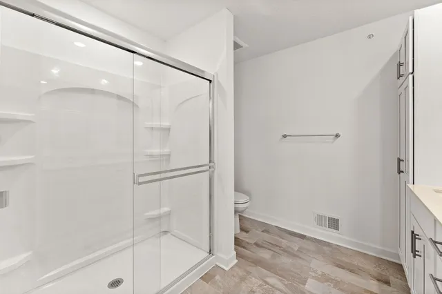 $2,450 | 2239 Tyrone Drive South, Shakopee, MN 55379