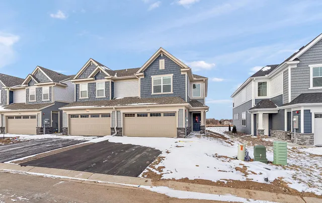 $2,450 | 2239 Tyrone Drive South, Shakopee, MN 55379