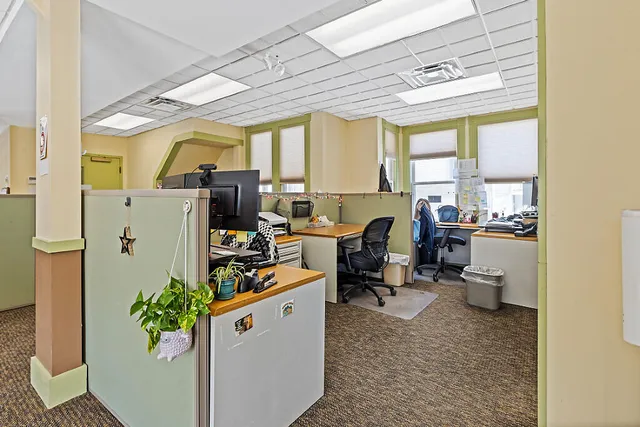 $299,000 | 16 East Chestnut Street, Augusta, ME 04330