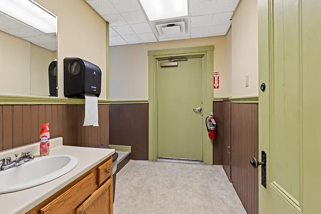 $299,000 | 16 East Chestnut Street, Augusta, ME 04330