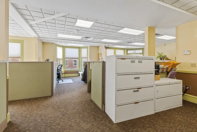 $299,000 | 16 East Chestnut Street, Augusta, ME 04330