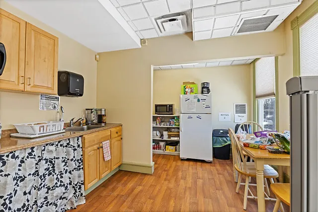 $299,000 | 16 East Chestnut Street, Augusta, ME 04330