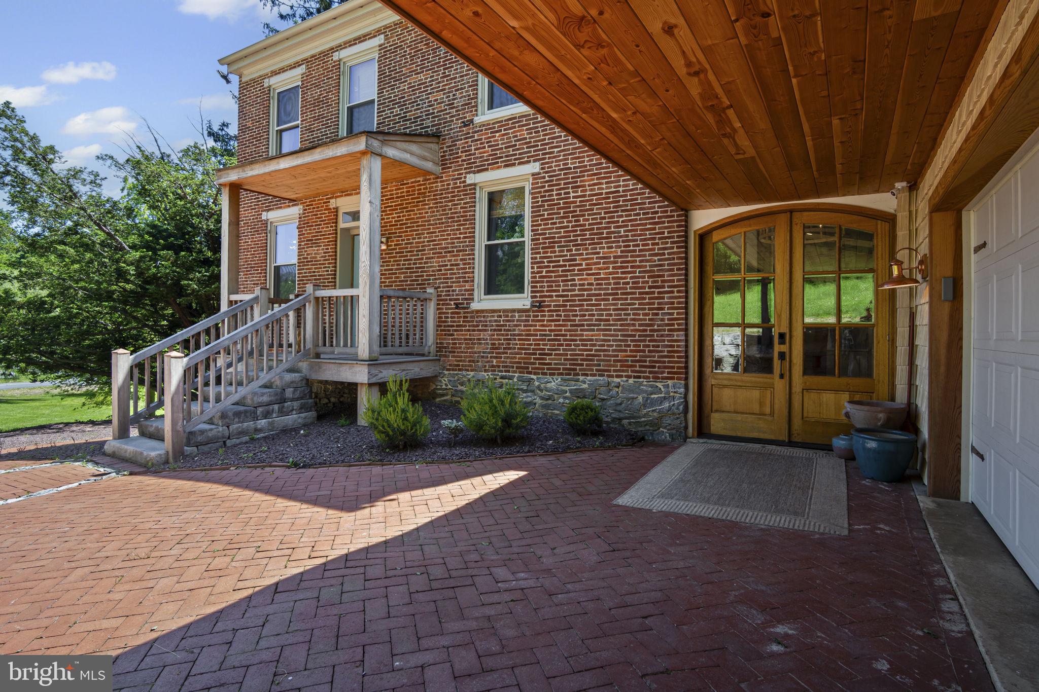 154 Calvary Church Road Wrightsville, PA 17368 - Photo 19 of 89 a front view of a house with a garden