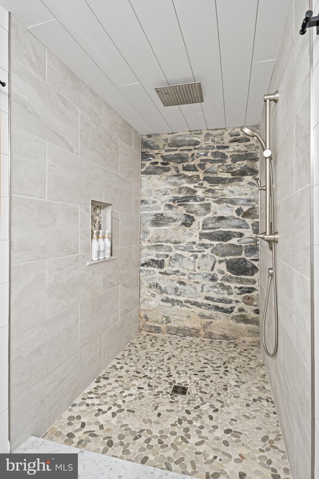 154 Calvary Church Road Wrightsville, PA 17368 - Photo 56 of 89 a bathroom with a shower