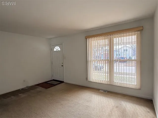 $179,900 | 1577 Boardwalk Avenue, Florissant, MO 63031