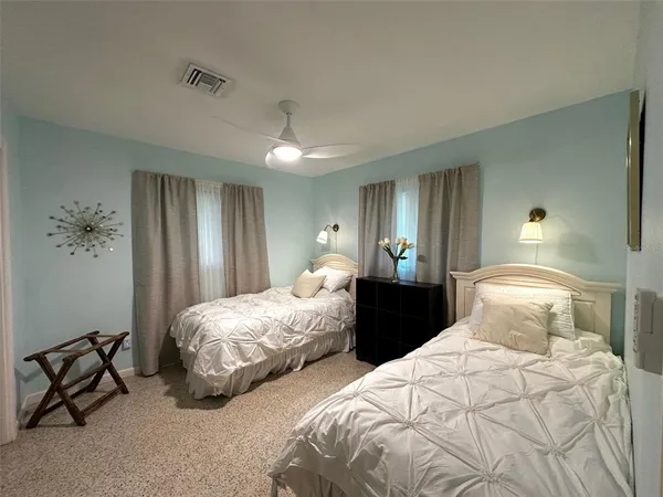 $2,700 | 3605 Iroquois Avenue, Sarasota, FL 34234