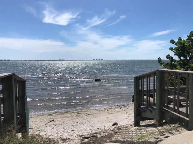 $2,650 | 3605 Iroquois Avenue, Sarasota, FL 34234