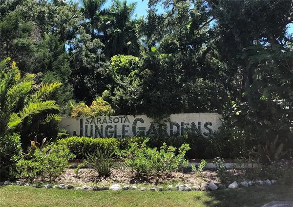 $2,950 | 3605 Iroquois Avenue, Sarasota, FL 34234