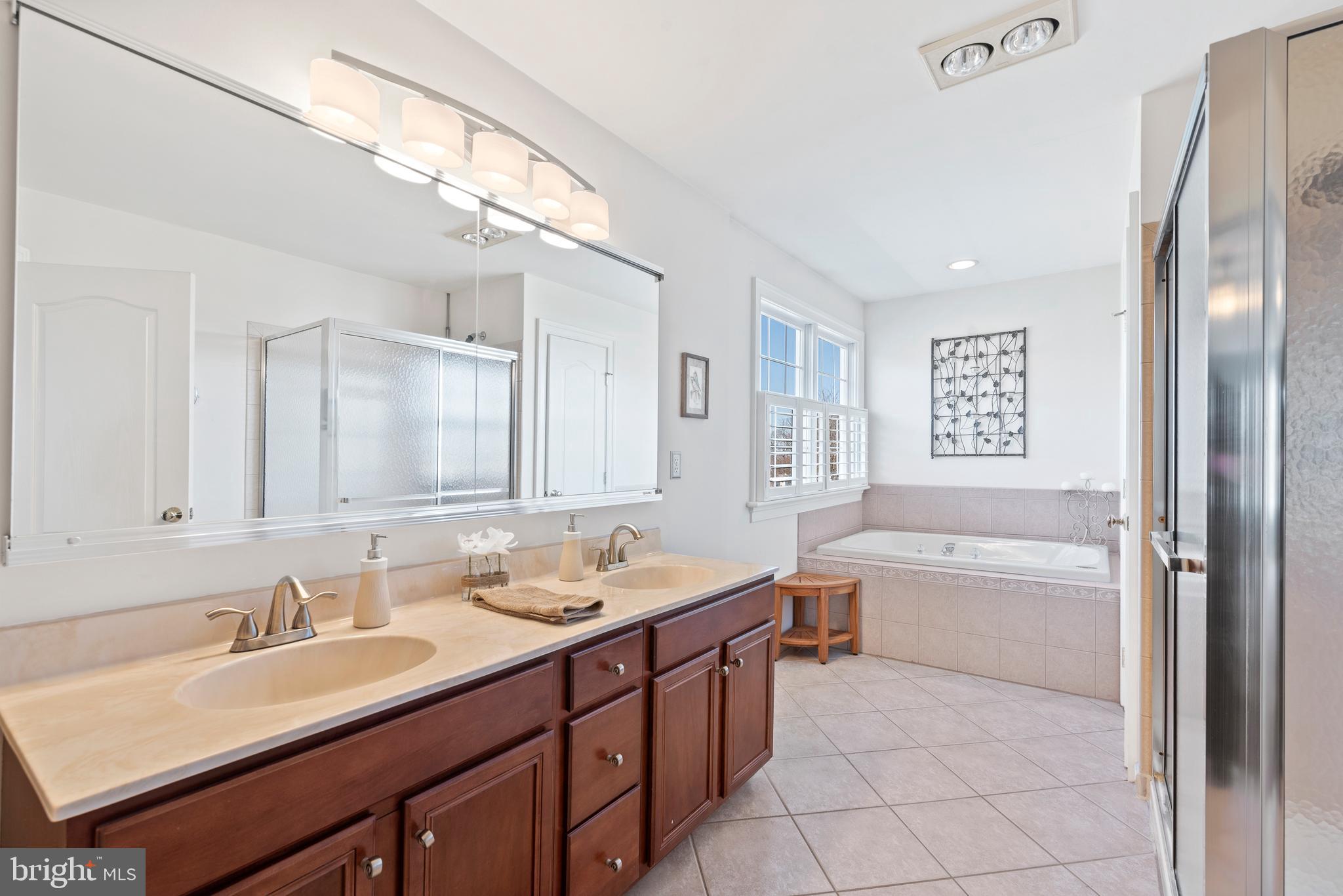 22 Beverly Road Perkasie, PA 18944 - Photo 22 of 38 Master Bath
