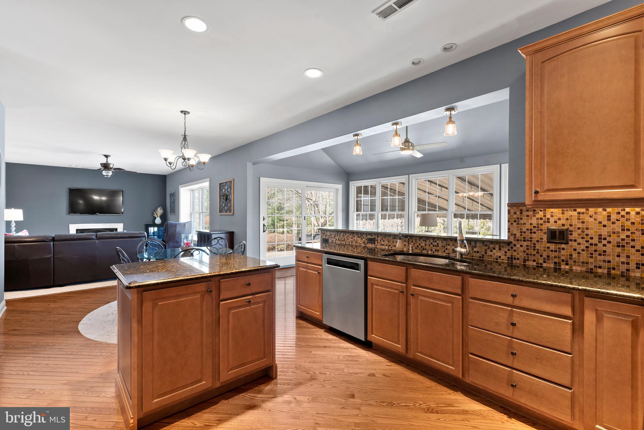 22 Beverly Road Perkasie, PA 18944 - Photo 10 of 38 Kitchen view to the Family room