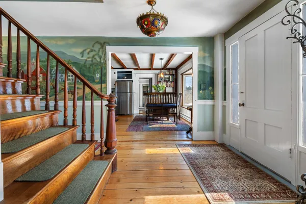 $630,000 | 68 Doe Lane, Newbury, VT 05051