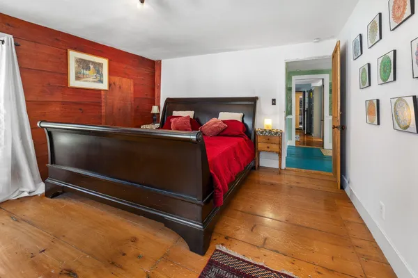 $630,000 | 68 Doe Lane, Newbury, VT 05051