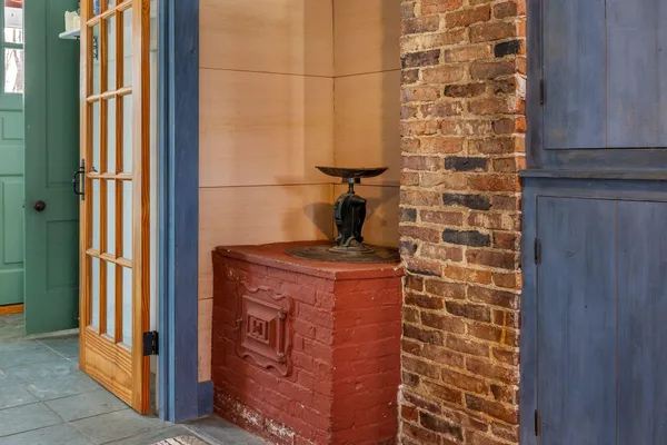 $630,000 | 68 Doe Lane, Newbury, VT 05051