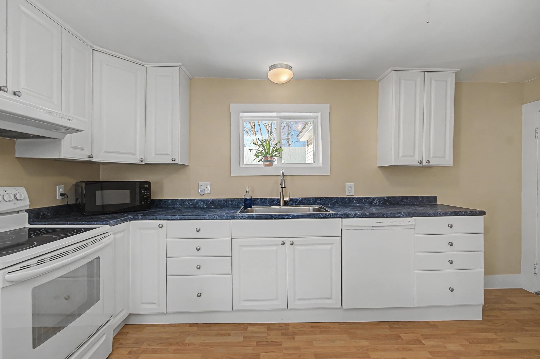 210 Water Street Northfield, VT 05663 - Photo 13 of 52