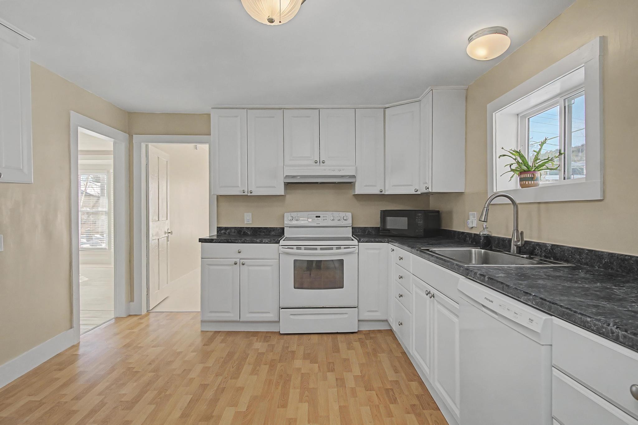 210 Water Street Northfield, VT 05663 - Photo 14 of 52