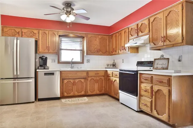 $317,000 | 1412 Northwest 63rd Terrace, Kansas City, MO 64118