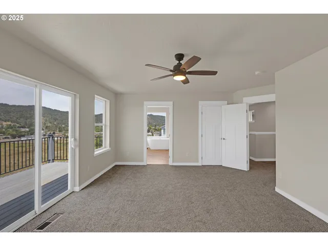 $430,000 | 845 Forest Heights Street, Sutherlin, OR 97479