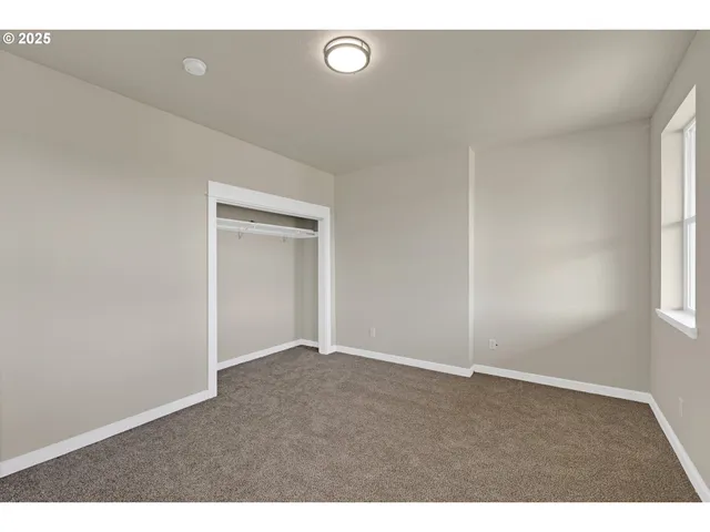 $430,000 | 845 Forest Heights Street, Sutherlin, OR 97479