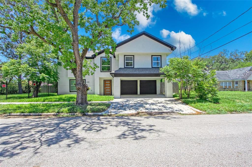 Welcome to 6110 Bowling Green Street, Houston, Texas, 77021. This immaculate 4 bedroom and 2.5 bathroom property in Riverside features 2 attached garages, a stylish stucco exterior, open floor plan and many other amenities!