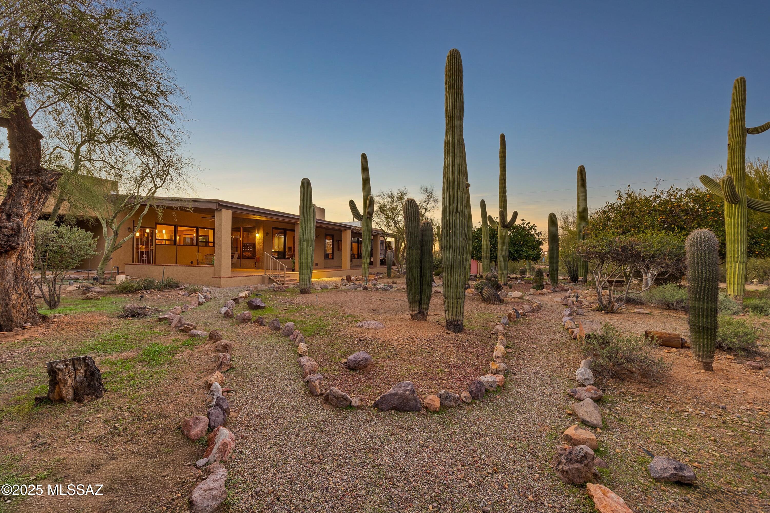 2614 North Grannen Road Tucson, AZ 85745 - Photo 32 of 49