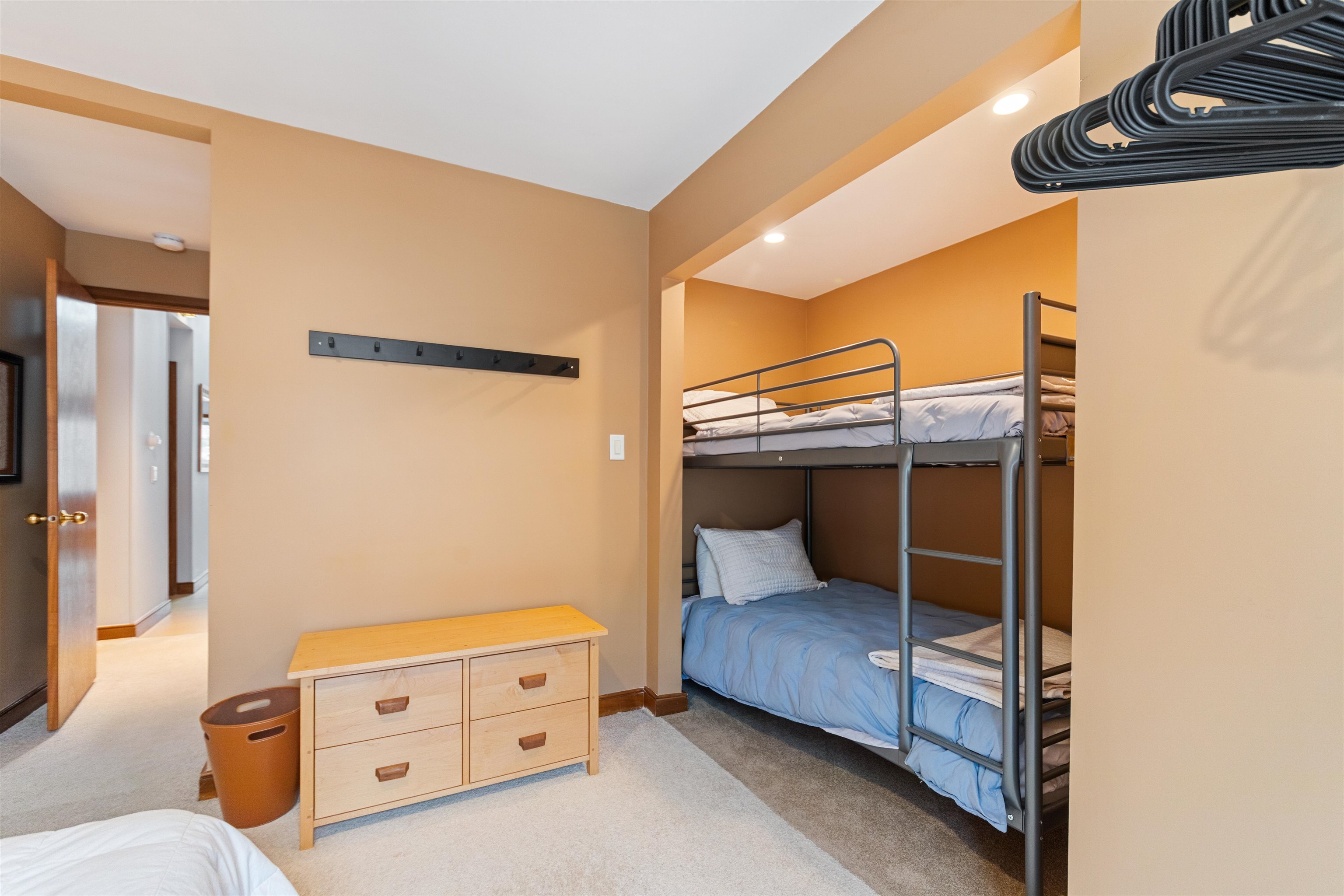 4 L Trailside Village Way, Unit H34 West Dover, VT 05356 - Photo 13 of 25