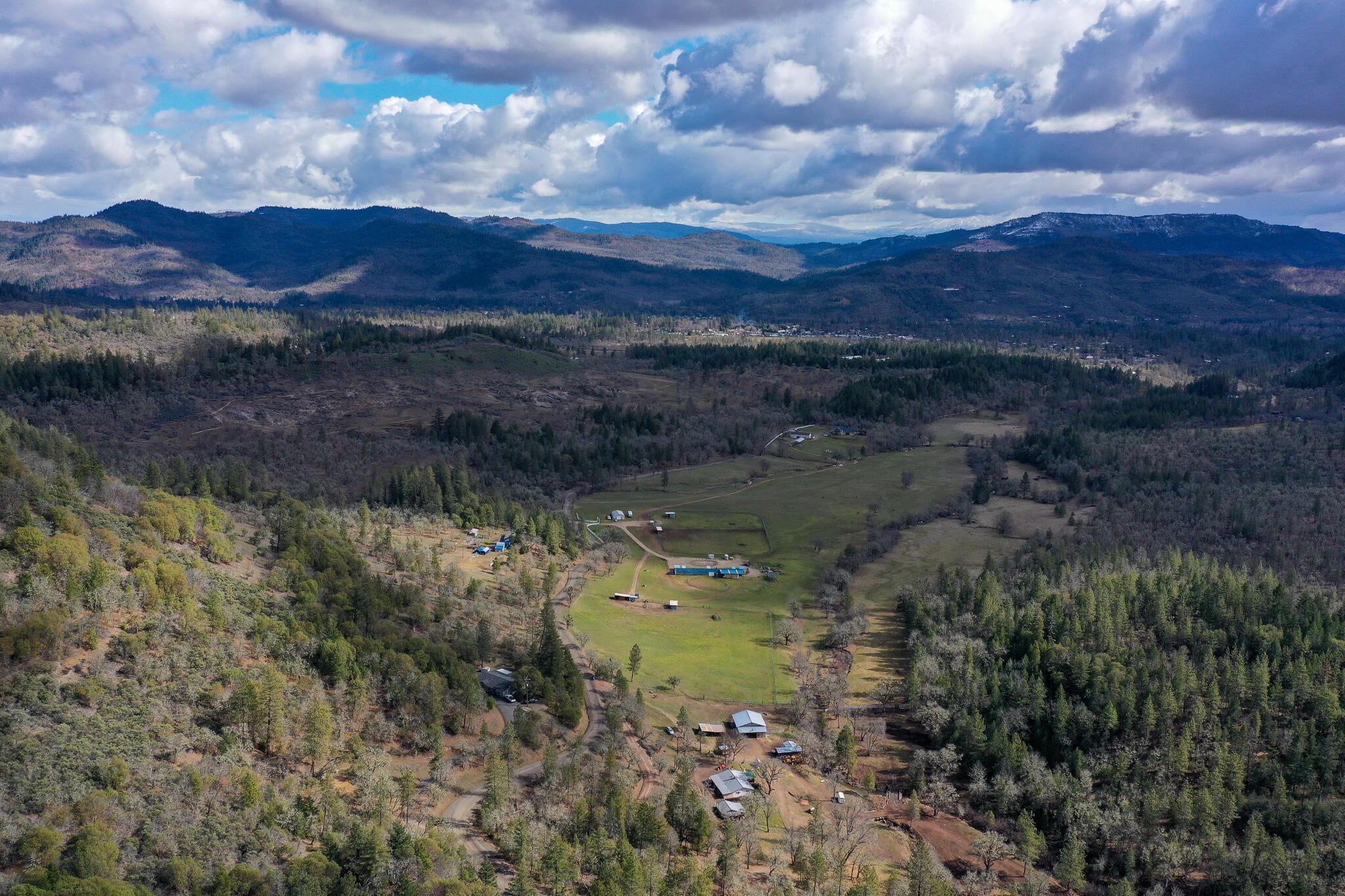2675 Long Branch Road Eagle Point, OR 97524 - Photo 37 of 37 DJI_0971