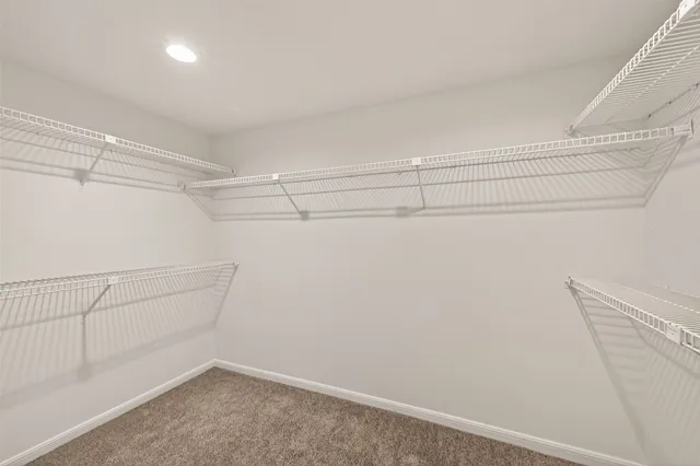 $3,995 | 16 Town Oaks Place, Bellaire, TX 77401