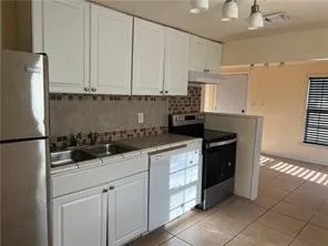 $1,100 | 818 South Arch Street, Aransas Pass, TX 78336