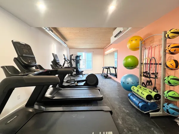 $2,450 | 154 Broadway, Unit 507, Somerville, MA 02145