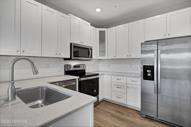 $1,850 | 4203 River Road, Unit 201, Wilmington, NC 28412