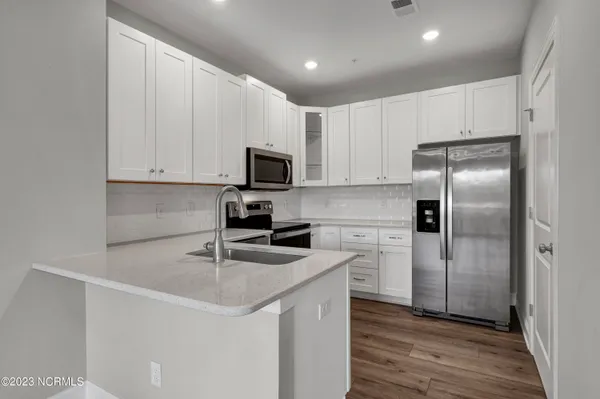 $1,850 | 4203 River Road, Unit 201, Wilmington, NC 28412