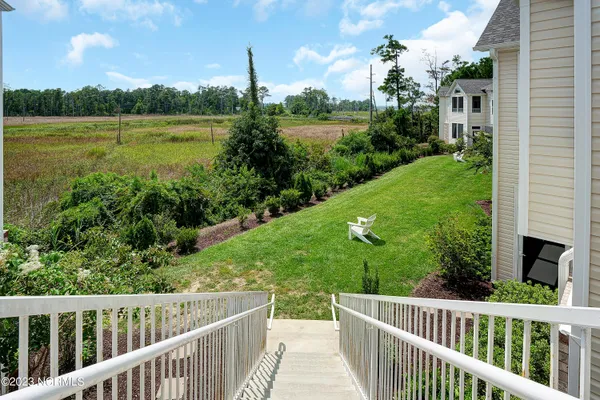 $1,850 | 4203 River Road, Unit 201, Wilmington, NC 28412