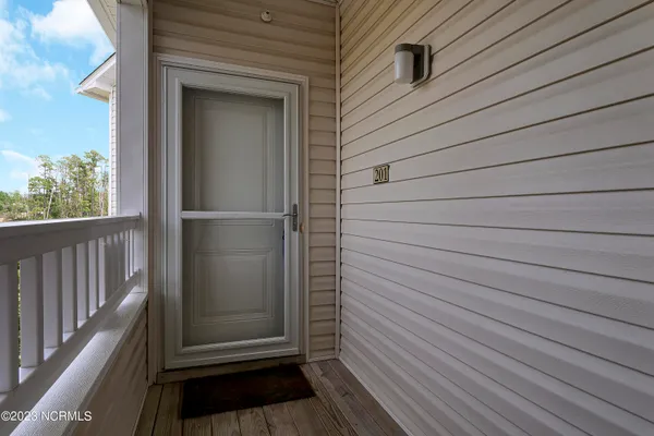 $1,850 | 4203 River Road, Unit 201, Wilmington, NC 28412