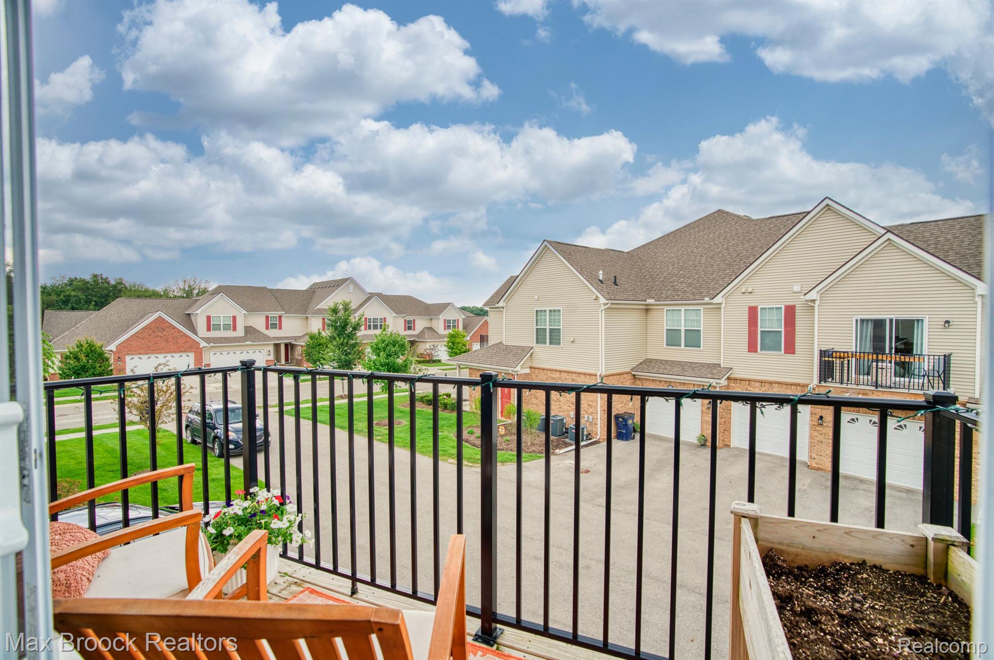 9968 Ridge Run Street Howell, MI 48855 - Photo 11 of 22 Gallery Image 11