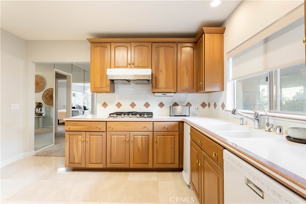 1001 Briarcliff Road Monrovia, CA 91016 - Photo 10 of 59