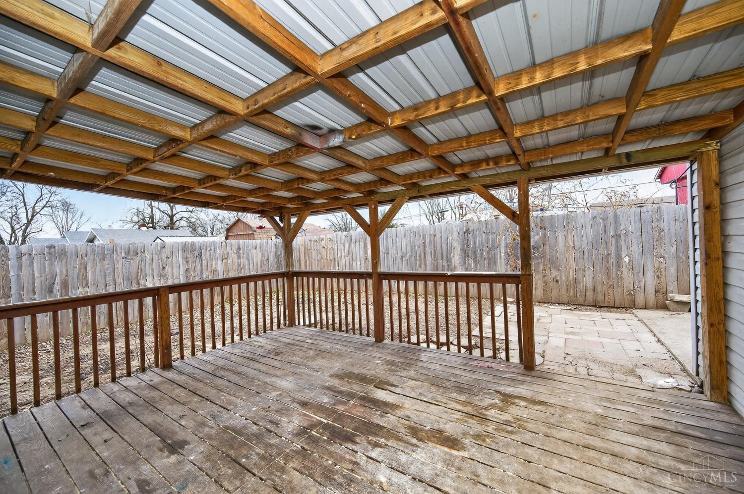 2804 Yankee Road Middletown, OH 45044 - Photo 34 of 37