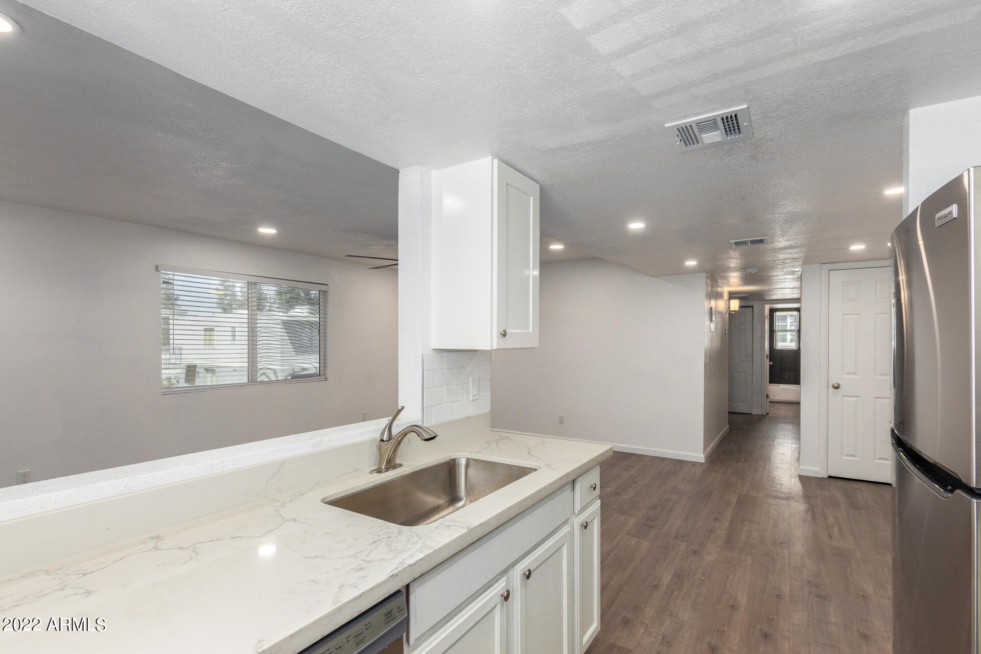2699 West Ocotillo Road, Unit B Phoenix, AZ 85017 - Photo 12 of 33 12-Ocotillo