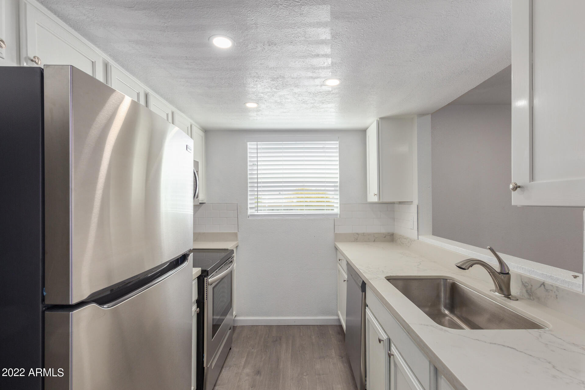 2699 West Ocotillo Road, Unit B Phoenix, AZ 85017 - Photo 9 of 33 09-Ocotillo