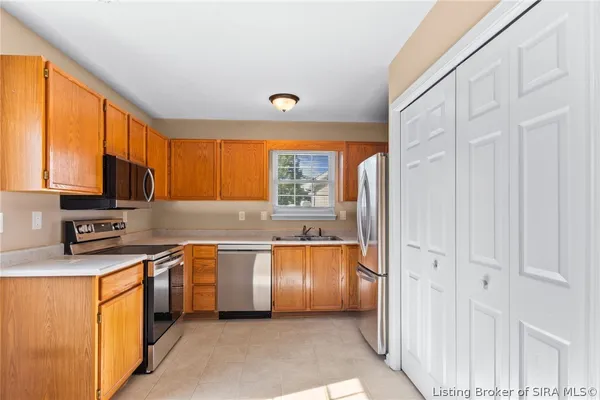 $1,200 | 105 Brewer Drive, Unit 2, Borden, IN 47106