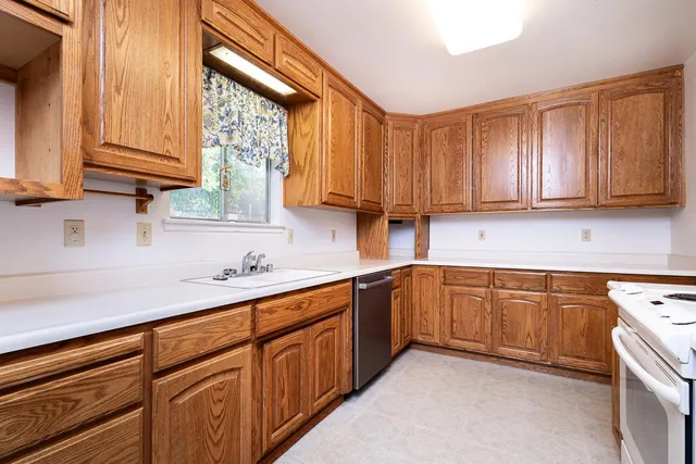 $439,000 | 8643 Pershing Avenue, Fair Oaks, CA 95628