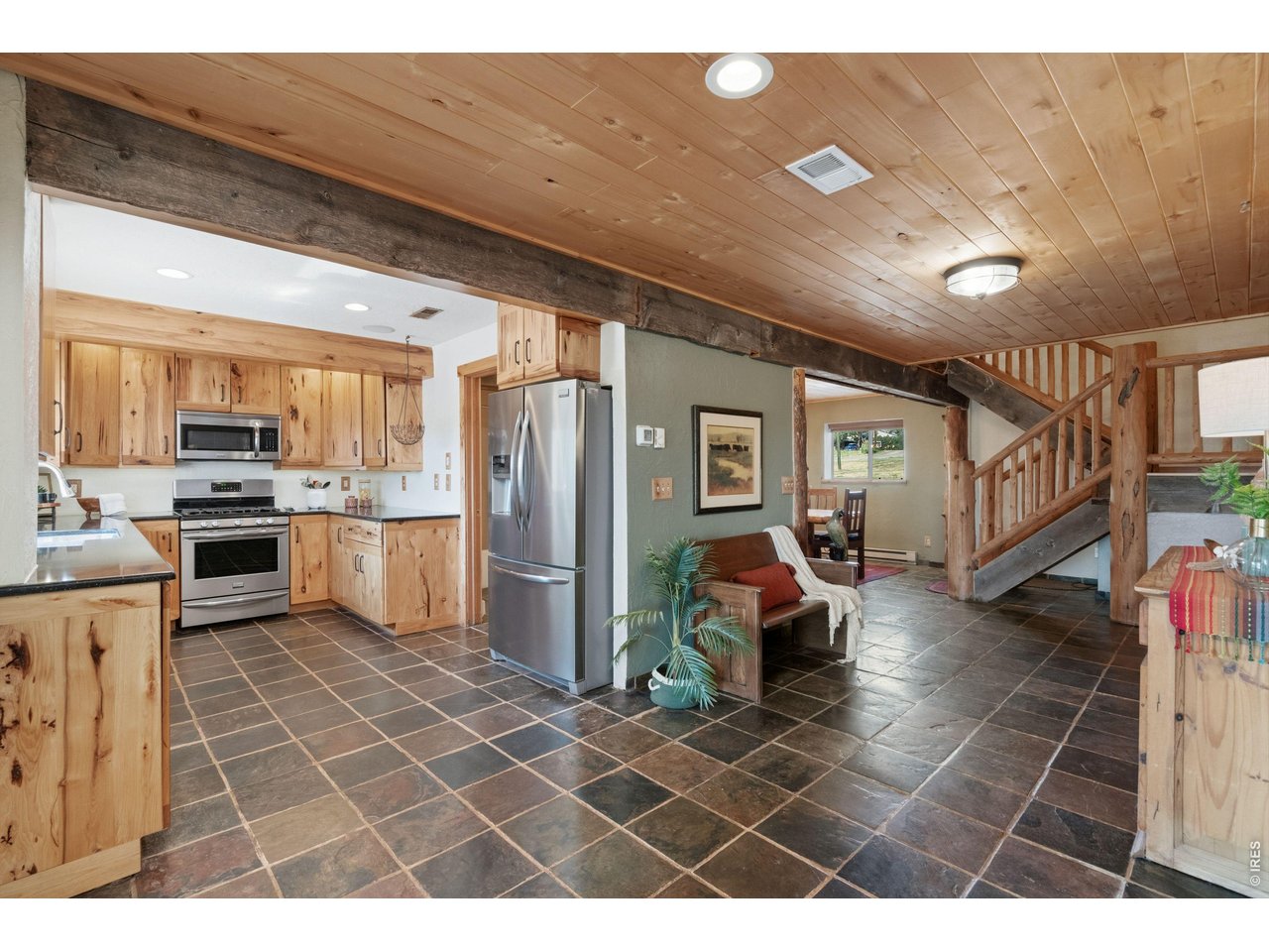 54 Rist View Road Bellvue, CO 80512 - Photo 6 of 50