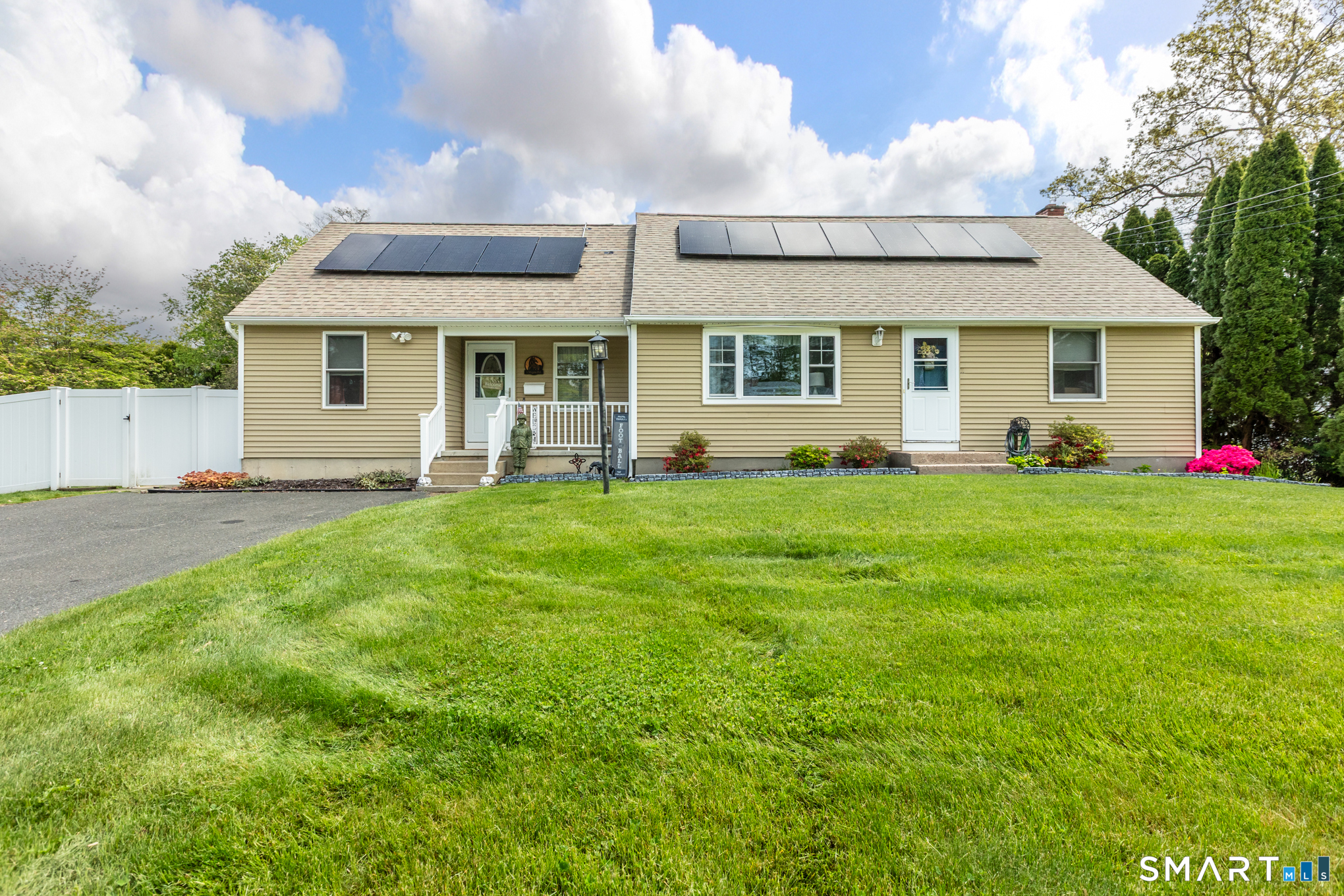 3 Wagon Road Enfield, CT 06082 - Photo 1 of 36