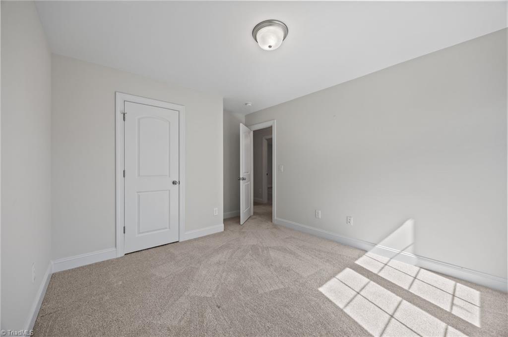 3840 Thistleberry Road High Point, NC 27265 - Photo 31 of 35