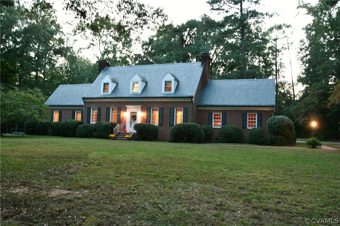 4620 North Courthouse Road Providence Forge, VA 23140 - Photo 4 of 34 At the Eve of Darkness