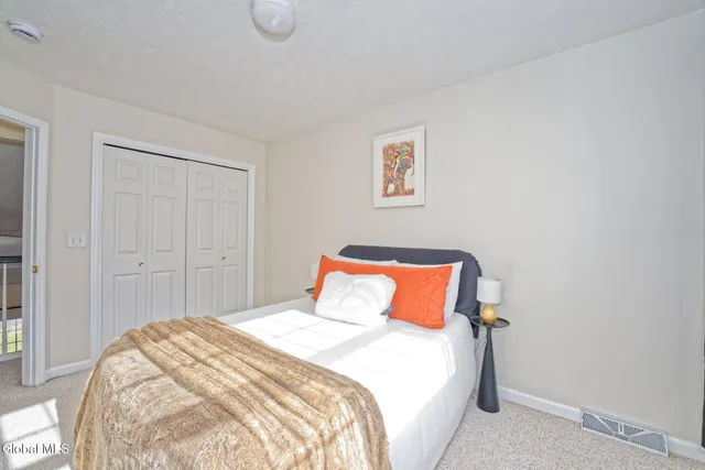 $320,800 | 1 Tracey Court, Troy, NY 12180