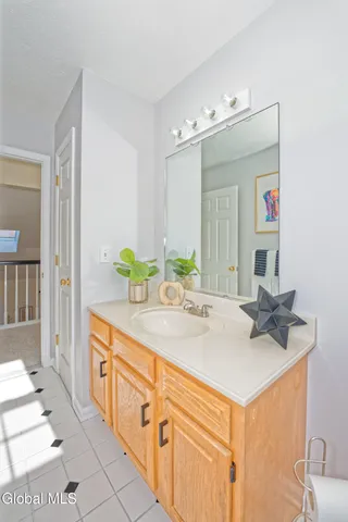 $320,800 | 1 Tracey Court, Troy, NY 12180